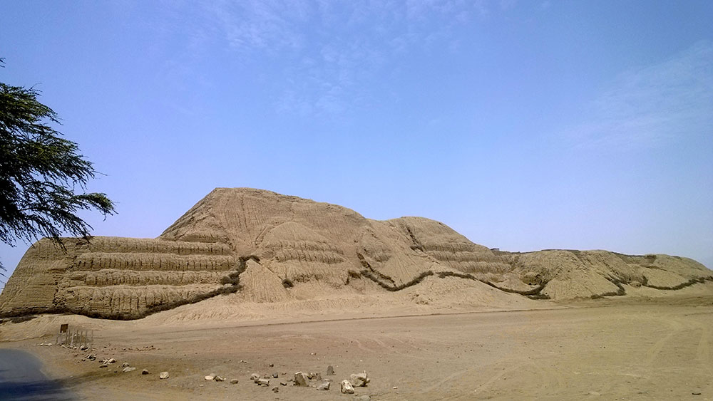 Huaca del Sol y la Luna - Moche